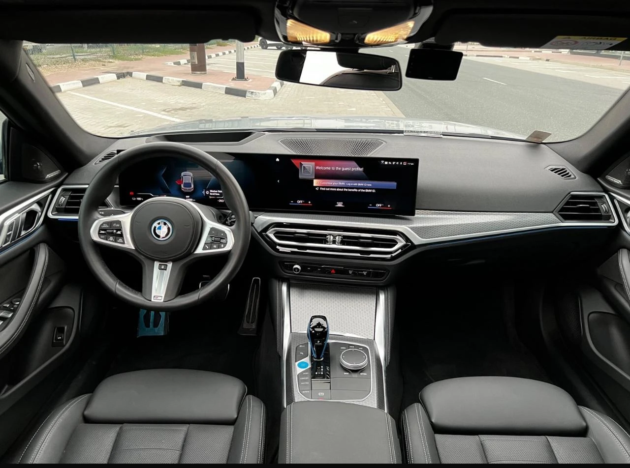 BMW I4 2023 - Sedan Car thumbnail NaN